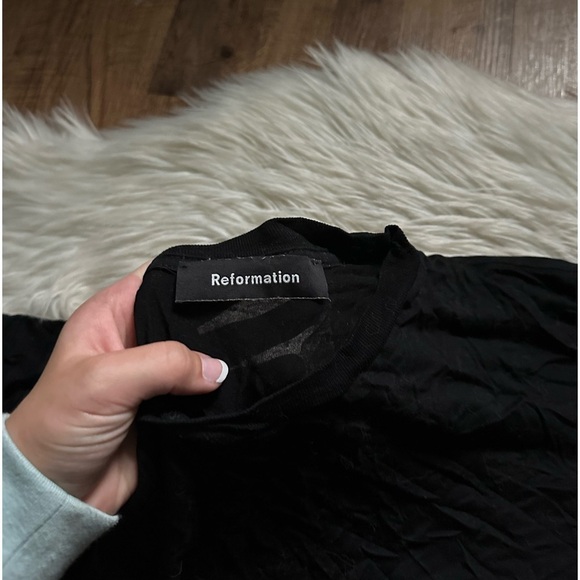 REFORMATION Black Cropped Crew Tee In Black - Picture 3 of 4